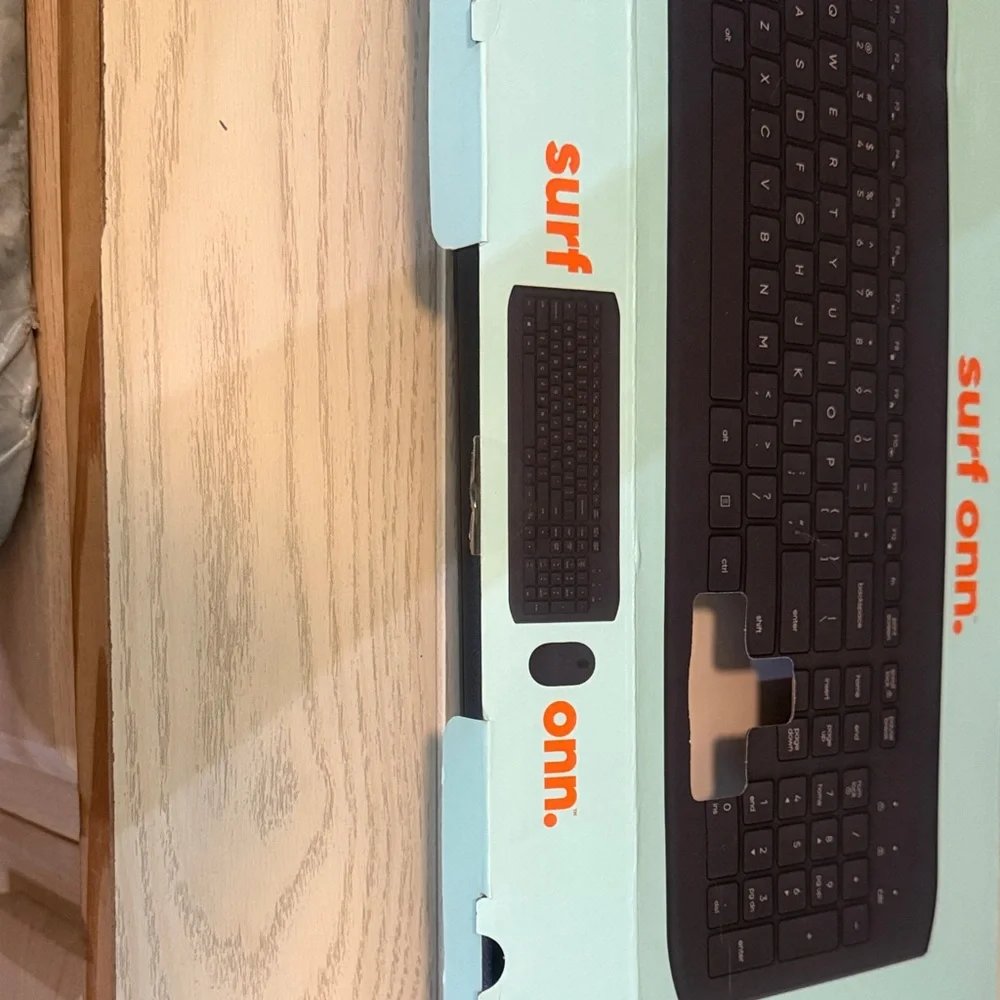 Dell Wireless Keyboard in Black